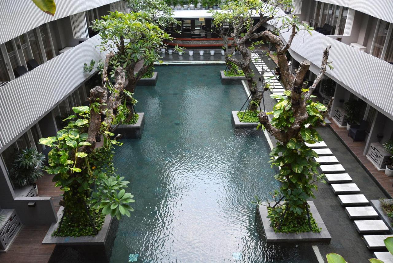 Hotel Ramada By Wyndham Bali Sunset Road Kuta Seminyak Exterior foto