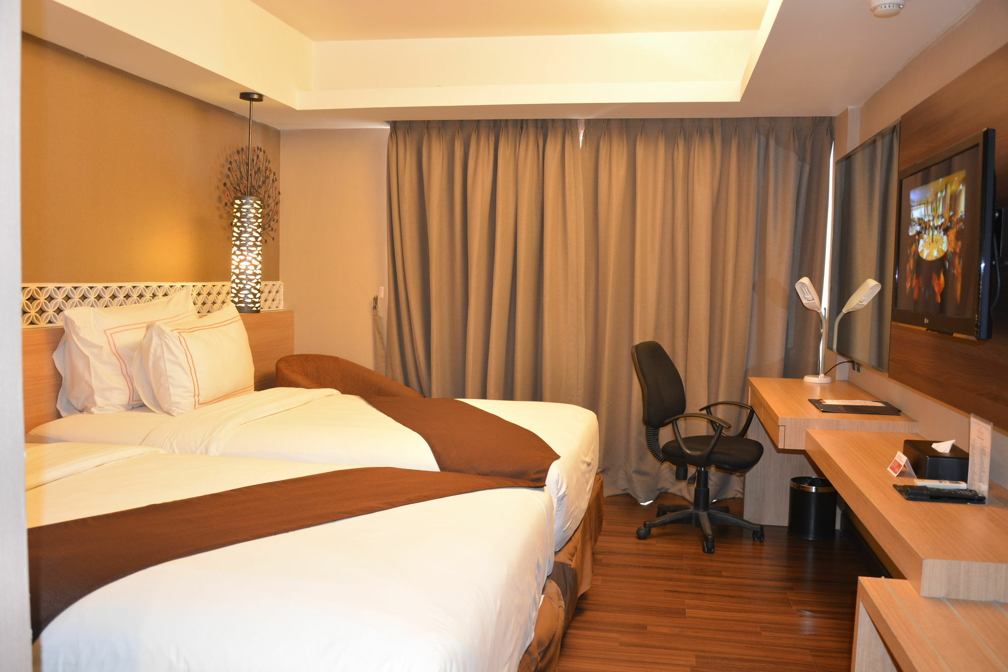 Hotel Ramada By Wyndham Bali Sunset Road Kuta Seminyak Exterior foto