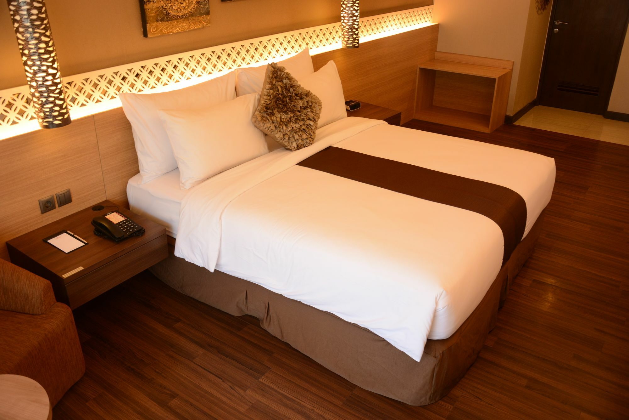 Hotel Ramada By Wyndham Bali Sunset Road Kuta Seminyak Exterior foto